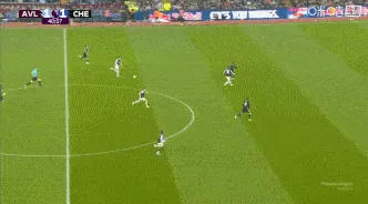 开云平台中国-沃特金斯反击单刀破门，越位在先进球无效