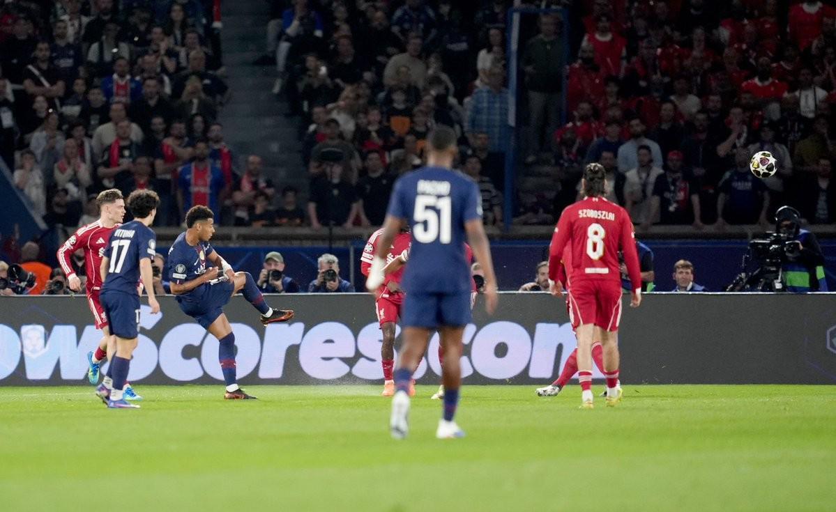 开云首页入口-擅打高端局,杜埃生涯至今14场欧冠淘汰赛直接参与11球